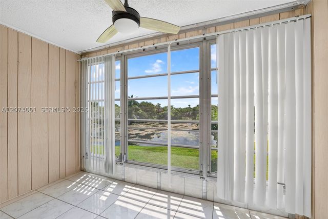 2731 N Pine Island Rd 205, Sunrise, FL 33322