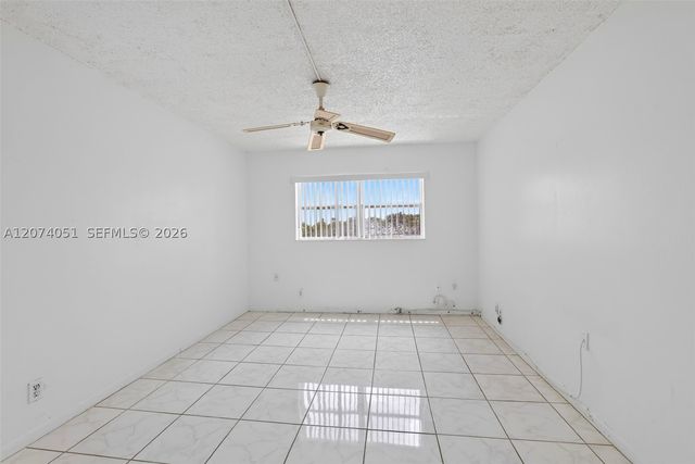 2731 N Pine Island Rd 205, Sunrise, FL 33322