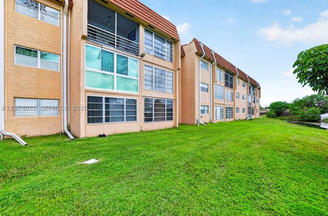 2731 N Pine Island Rd 205, Sunrise, FL 33322