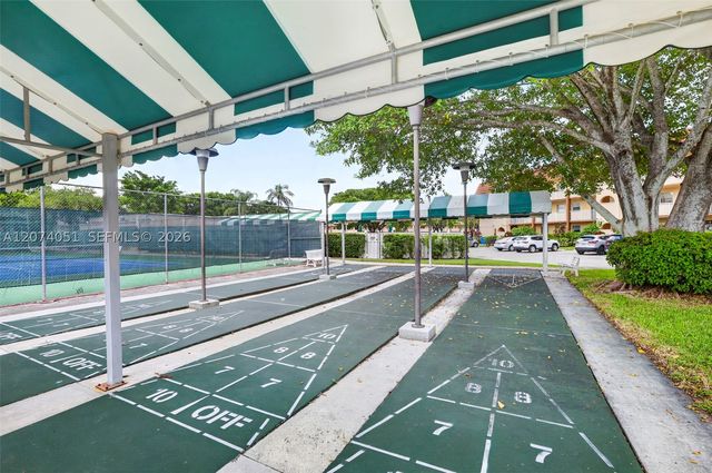 2731 N Pine Island Rd 205, Sunrise, FL 33322