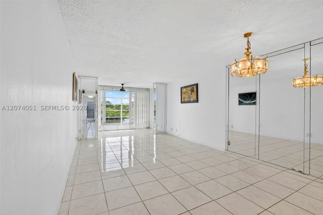 2731 N Pine Island Rd 205, Sunrise, FL 33322
