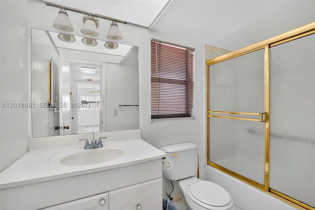 2731 N Pine Island Rd 205, Sunrise, FL 33322