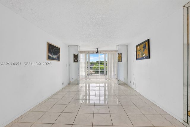 2731 N Pine Island Rd 205, Sunrise, FL 33322