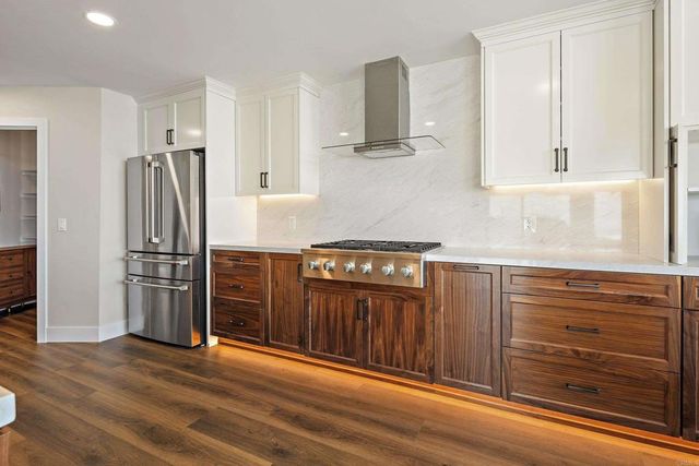 1999 Sherwood Drive, Cambria, CA 93428