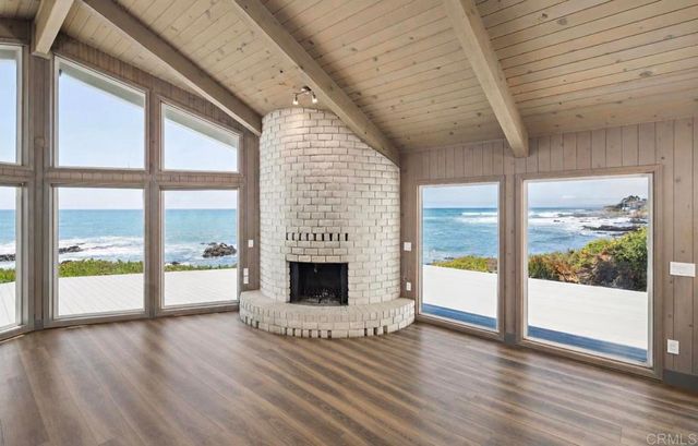 1999 Sherwood Drive, Cambria, CA 93428