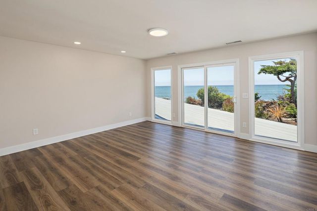 1999 Sherwood Drive, Cambria, CA 93428