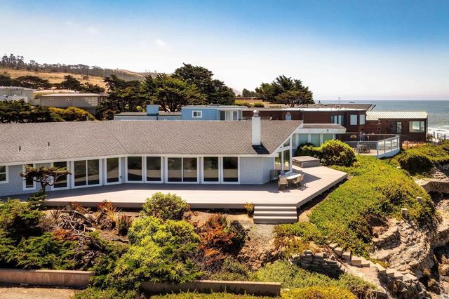 1999 Sherwood Drive, Cambria, CA 93428