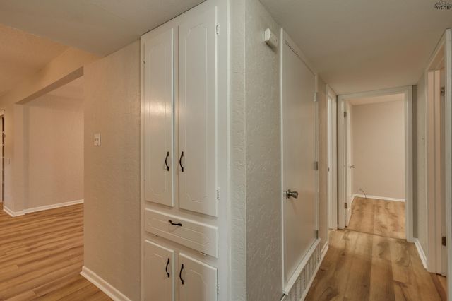 1107 W LOUISA AVENUE, Iowa Park, TX 76367