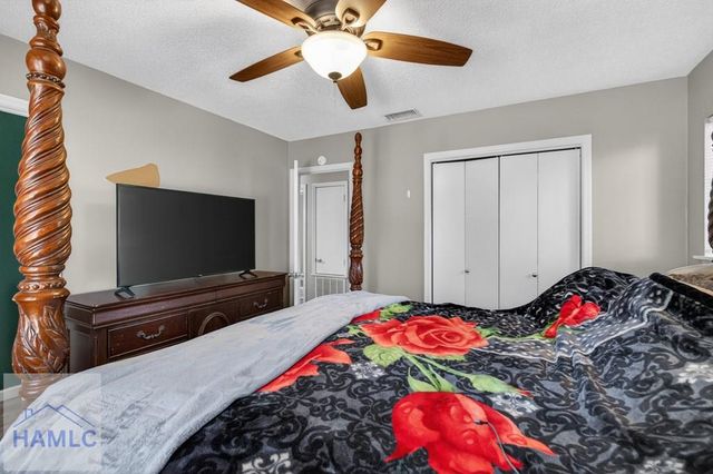204 Honeylane Circle, Hinesville, GA 31313
