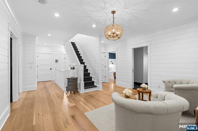 255 Boulevard, Pequannock Township, NJ 07444