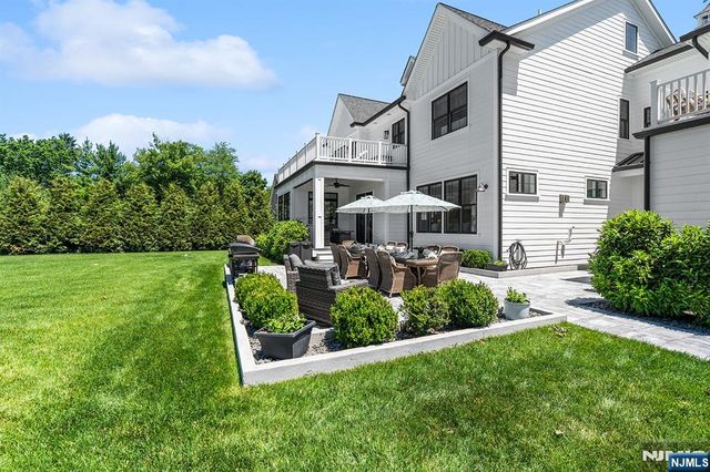 255 Boulevard, Pequannock Township, NJ 07444