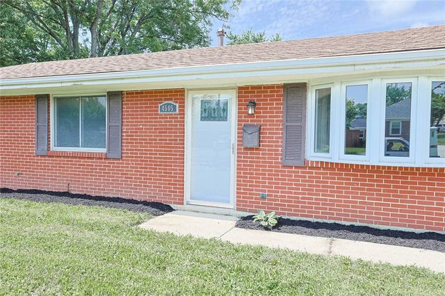 4505 College View Drive, Dayton, OH 45417