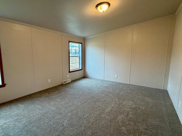 111 Deso Drive, Alburgh, VT 05440
