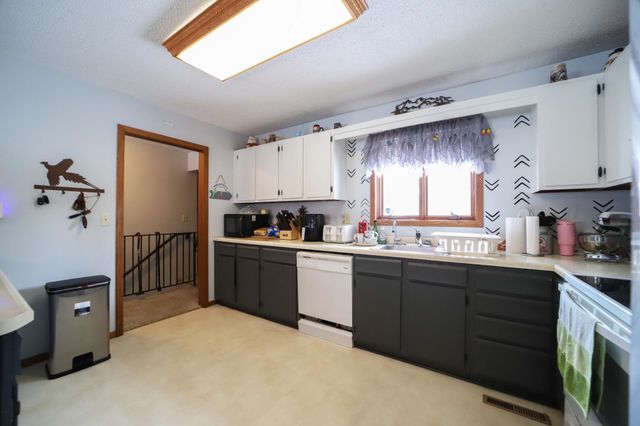 2514 Greenwood Street SW, Brainerd, MN 56401