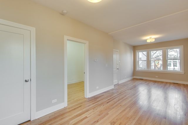 2761 W Saint Mary Street 1, Chicago, IL 60647