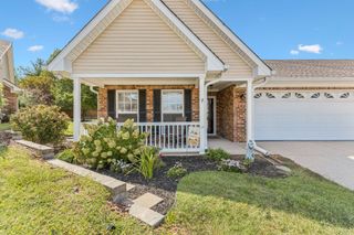 644 Village Green Cir, Murfreesboro, TN 37128
