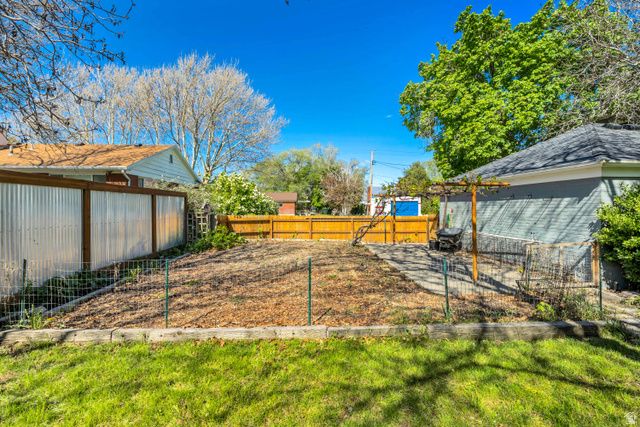 1156 S GRAMERCY AVE, Ogden, UT 84404