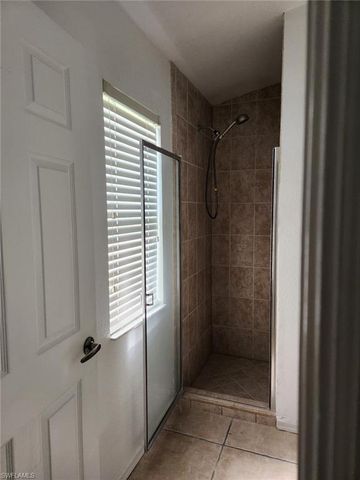 544 SE 7th ST, Cape Coral, FL 33990