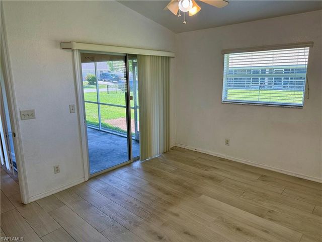 544 SE 7th ST, Cape Coral, FL 33990