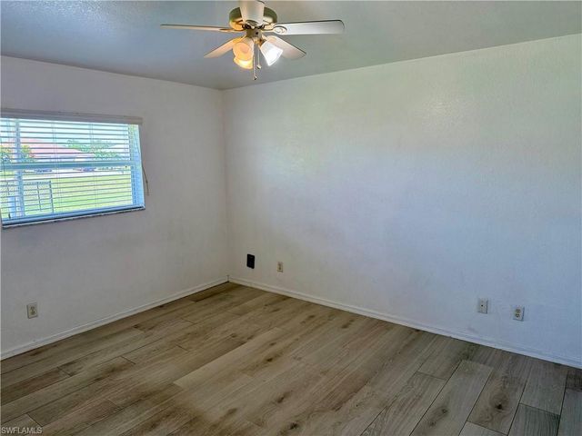 544 SE 7th ST, Cape Coral, FL 33990
