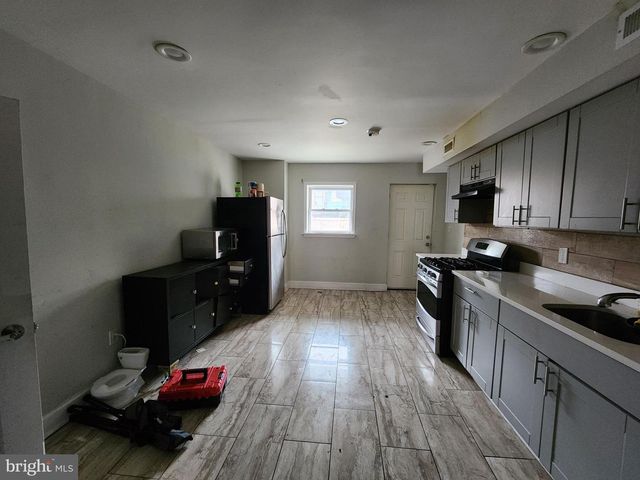 2624 E PRESTON ST, Baltimore, MD 21213