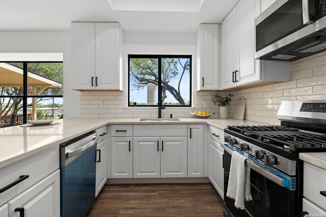 7806 Misty Park St, San Antonio, TX 78250