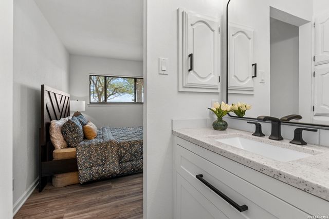 7806 Misty Park St, San Antonio, TX 78250