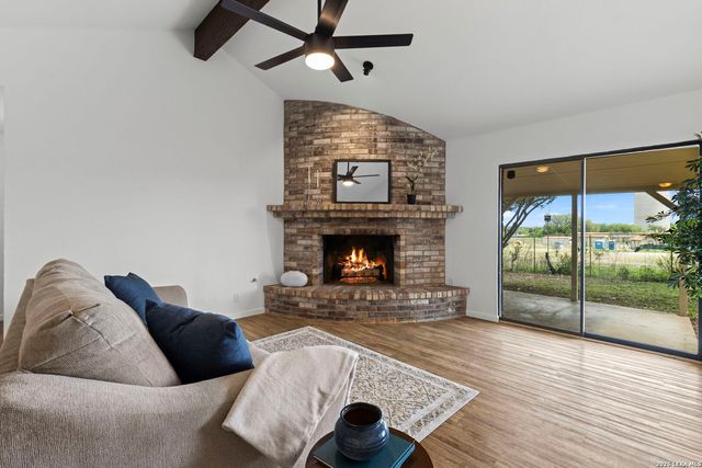 7806 Misty Park St, San Antonio, TX 78250