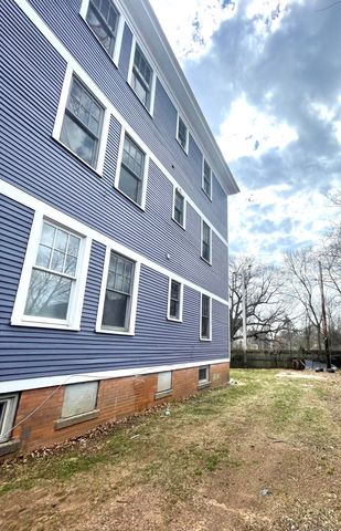 572 Elm Street, New Haven, CT 06511