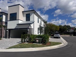 750 NW 82nd Ter, Plantation, FL 33324