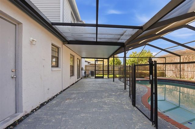 15908 BRIDGEWATER LANE, Tampa, FL 33624