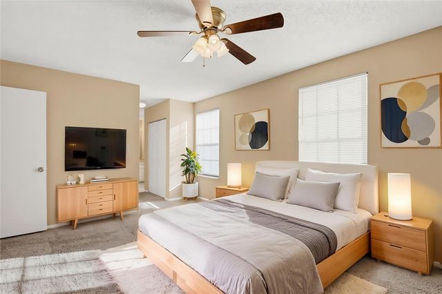 15908 BRIDGEWATER LANE, Tampa, FL 33624