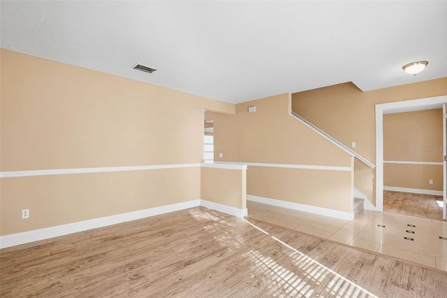 15908 BRIDGEWATER LANE, Tampa, FL 33624