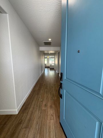 176 N Ocean Court, Tulare, CA 93274