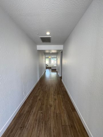 176 N Ocean Court, Tulare, CA 93274