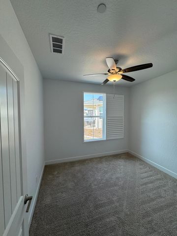 176 N Ocean Court, Tulare, CA 93274