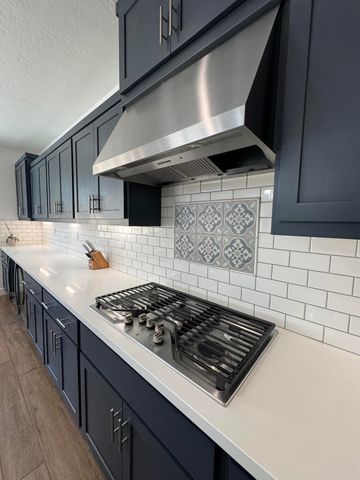 176 N Ocean Court, Tulare, CA 93274