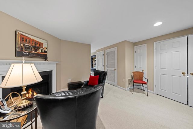21980 BOX CAR SQ, Sterling, VA 20166