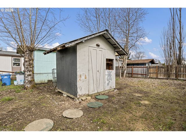 1321 SUNSET Ln, Sutherlin, OR 97479