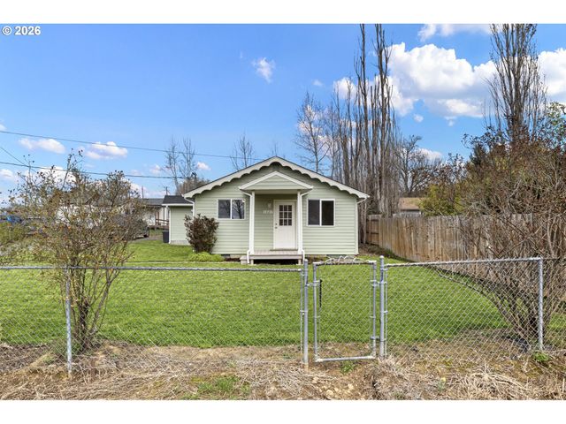 1321 SUNSET Ln, Sutherlin, OR 97479