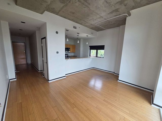 1101 18th Ave S Apt 601, Nashville, TN 37212