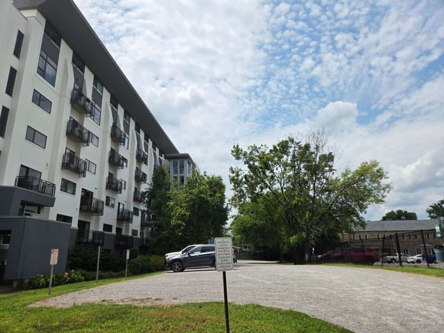 1101 18th Ave S Apt 601, Nashville, TN 37212