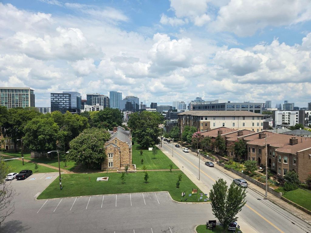 1101 18th Ave S Apt 601, Nashville, TN 37212
