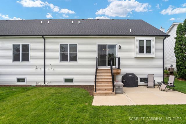 515 Sudbury Circle, Oswego, IL 60543