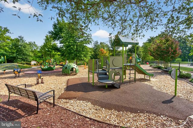 4644 WOODBERRY ST, Riverdale, MD 20737