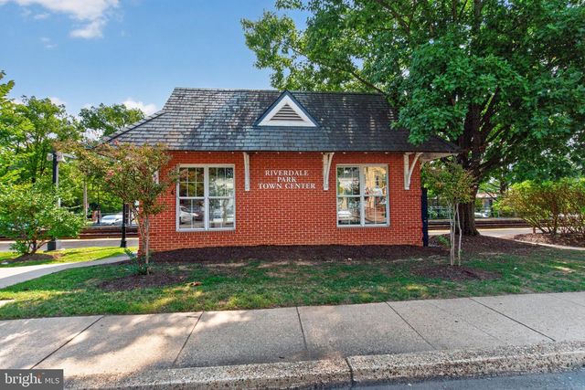 4644 WOODBERRY ST, Riverdale, MD 20737