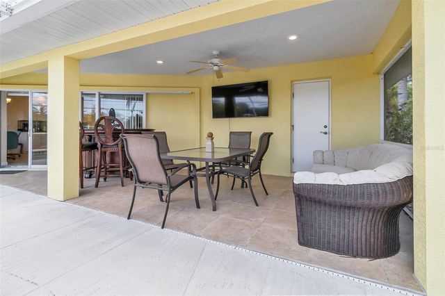 18075 PETOSKEY CIRCLE, Port Charlotte, FL 33948
