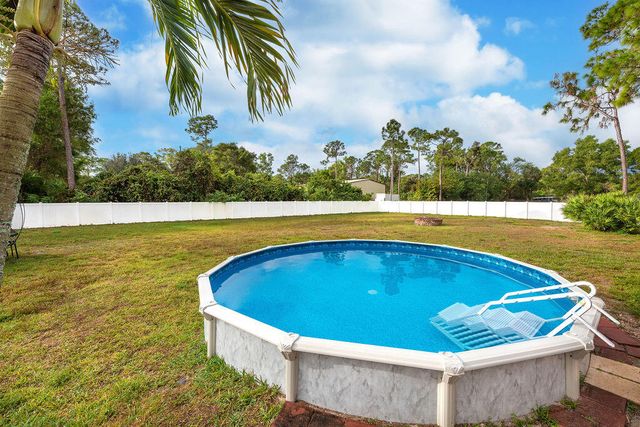 16896 N 76th Street N, Loxahatchee, FL 33470