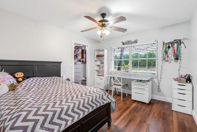 16896 N 76th Street N, Loxahatchee, FL 33470