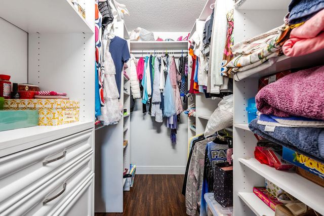 16896 N 76th Street N, Loxahatchee, FL 33470